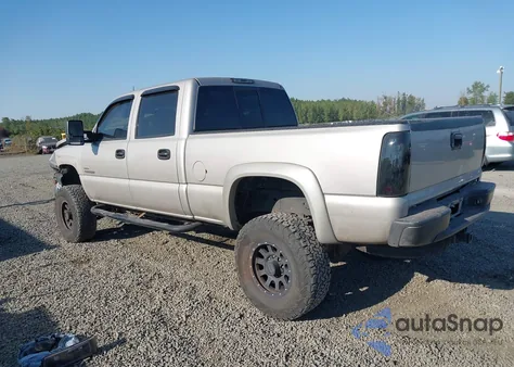 2005 Chevrolet Silverado 2500Hd Lt z USA, uszkodzony, nr VIN 1GCHK232X5F834481